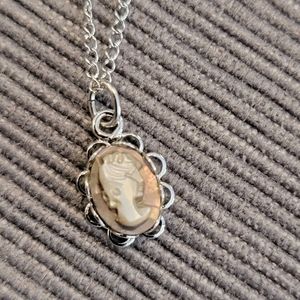 Pendant Necklace (Silver)